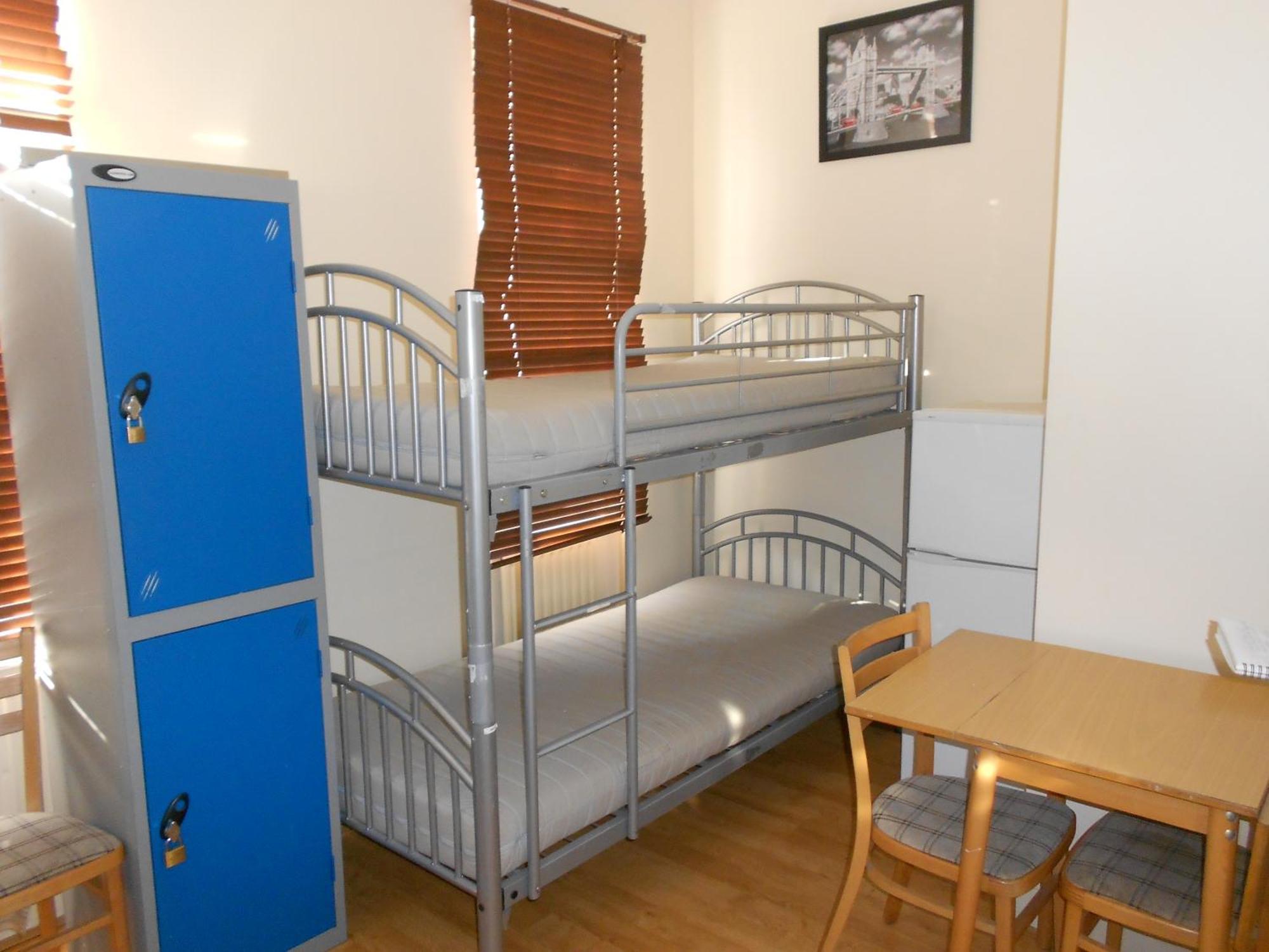 24/7 London Hostel Exterior photo