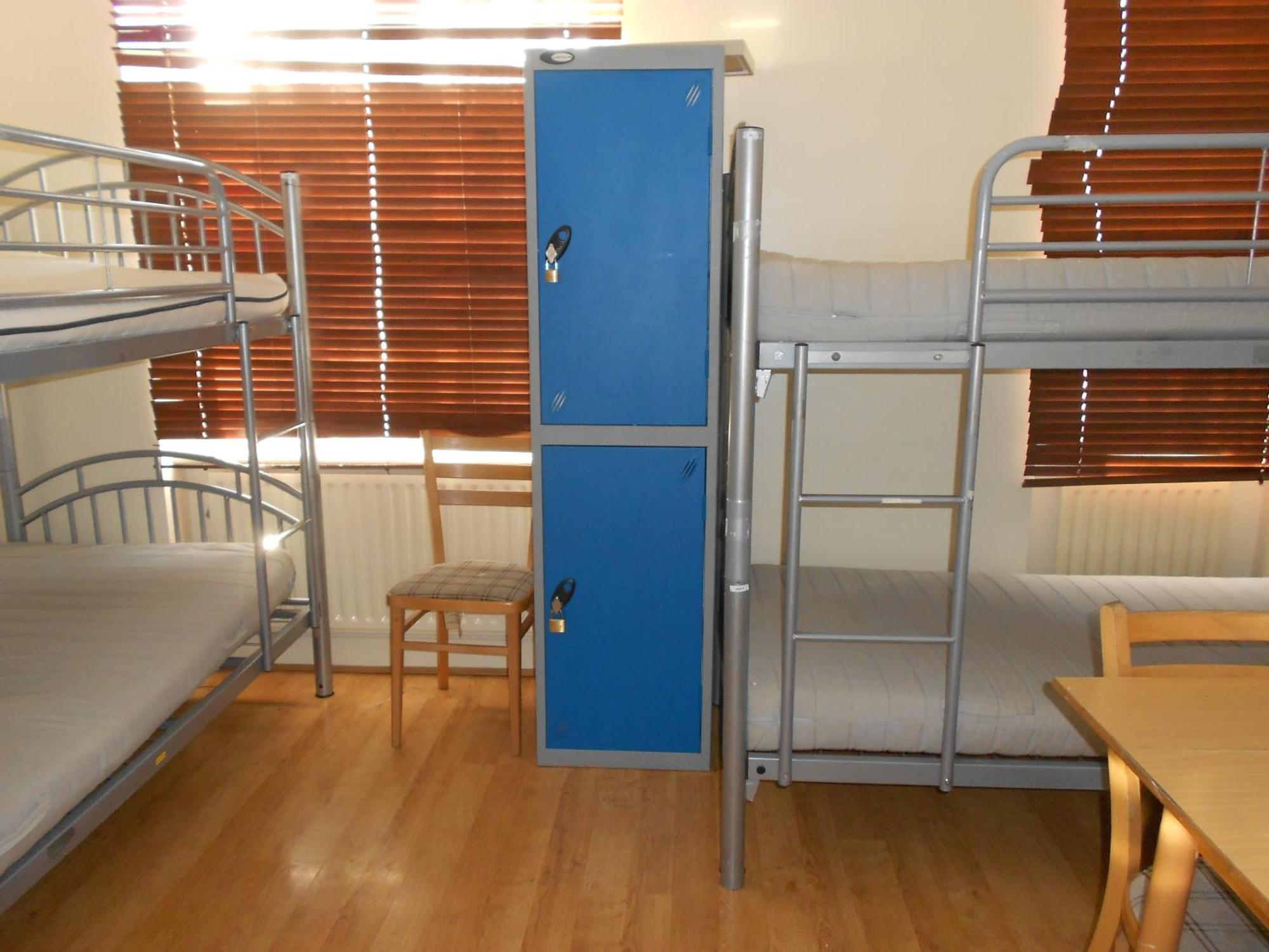 24/7 London Hostel Exterior photo